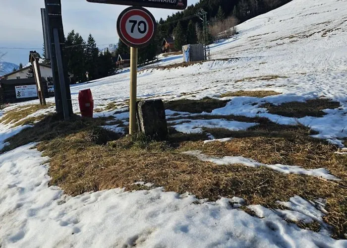 Col De L'arzelier شقة *